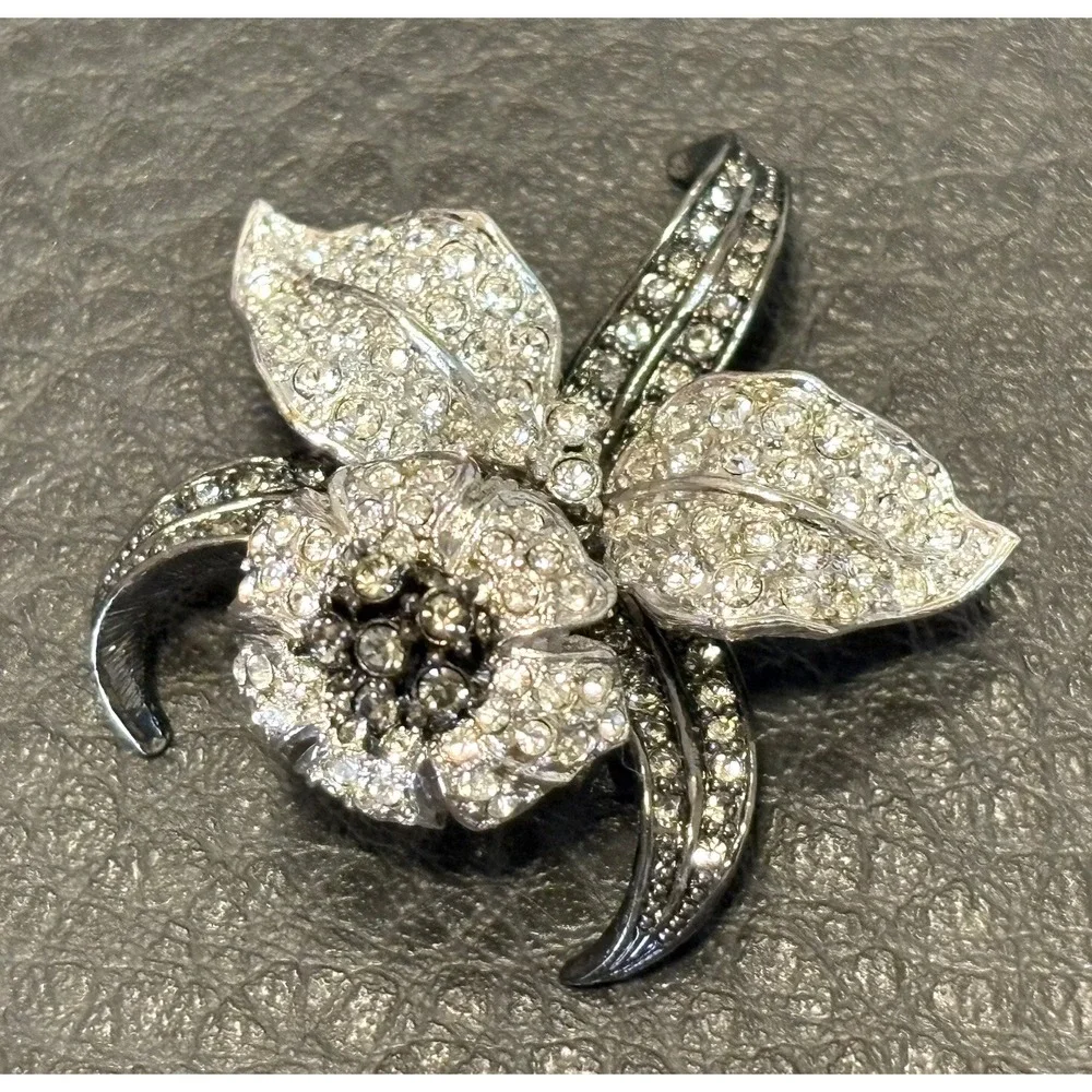 Vintage Nolan Miller Silver Tone Crystal Rhinestone Rose Or Orchid Pendant